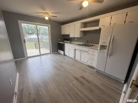 522 Beach St S, Kewanee, IL 61443 photo 2