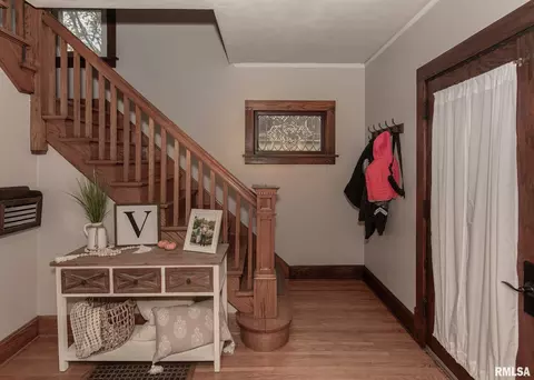 2424 4th St, Moline, IL 61265 photo 11