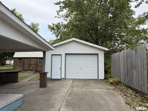 407 Ross St, Kewanee, IL 61443 photo 6