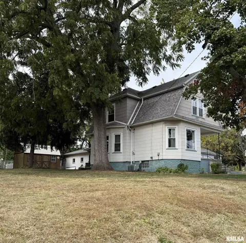 407 Ross St, Kewanee, IL 61443 photo 4