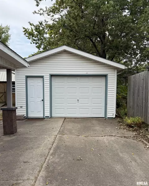 407 Ross St, Kewanee, IL 61443 photo 5