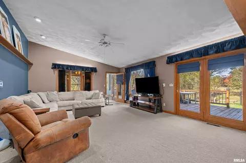 13 Deer Run Rd, Orion, IL 61273 photo 30