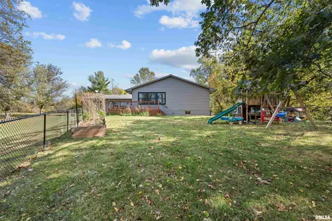 13 Deer Run Rd, Orion, IL 61273 photo 11