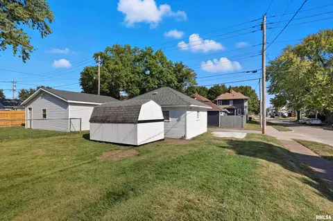 1926 14th St, Moline, IL 61265 photo 34