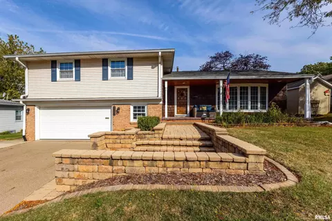 2307 35th Ave, Rock Island, IL 61201