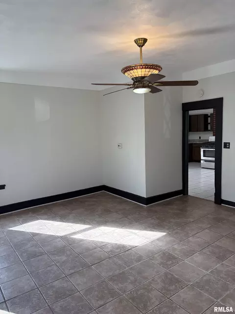 1712 13th Ave, Moline, IL 61265 photo 4