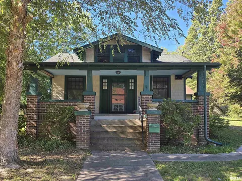 211 Mcneil St, Carterville, IL 62918