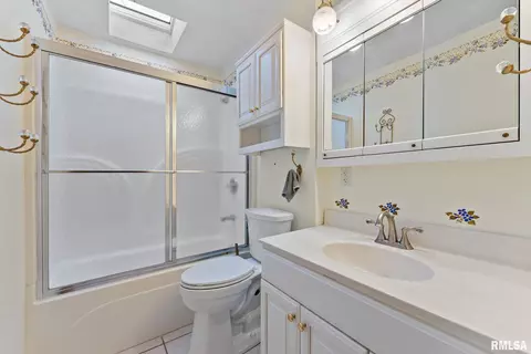 917 5th Street A, Hampton, IL 61256 photo 17