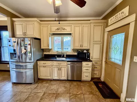 509 E Prospect St, Kewanee, IL 61443 photo 19