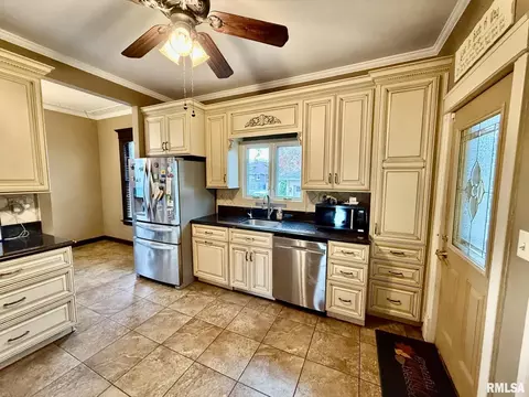 509 E Prospect St, Kewanee, IL 61443 photo 20