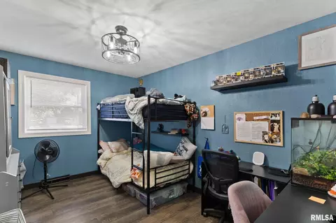 627 E Main St, Geneseo, IL 61254 photo 7