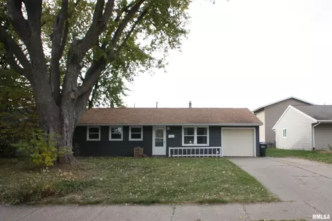 2334 N Fairmount St, Davenport, IA 52804