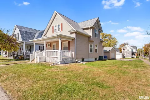 459 17th Ave, East Moline, IL 61244