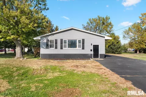 633 3rd Ave W, Milan, IL 61264