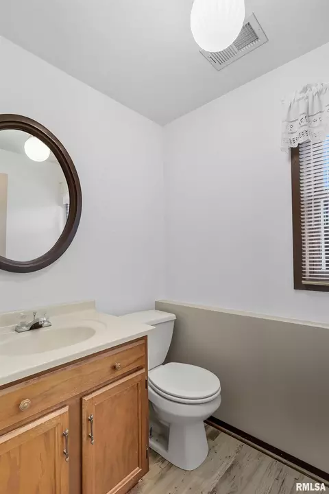 3414 14th St, Moline, IL 61265 photo 7