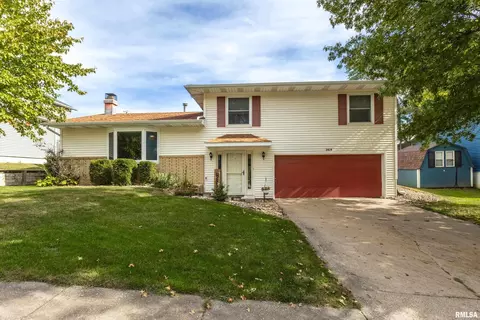 3414 14th St, Moline, IL 61265
