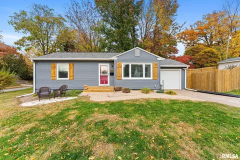 307 13th Ave, Moline, IL 61265 photo 2