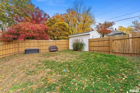 307 13th Ave, Moline, IL 61265 photo 25