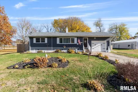 604 N Church St, Atkinson, IL 61235