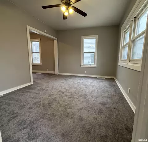 1150 14th Ave, Moline, IL 61265 photo 3