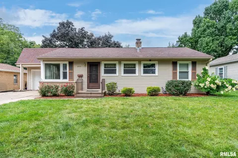 3005 15th St, Moline, IL 61265