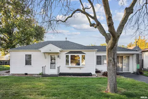 34 Suburban Heights Rd, Milan, IL 61264