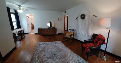 215 E Kellogg Ave, Kewanee, IL 61443 photo 13