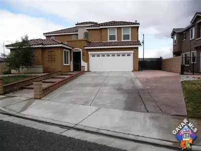 36457 Dewdrop Ct, Palmdale, CA 93552 photo 2