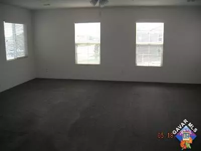 45023 18th St, Lancaster, CA 93535 photo 3
