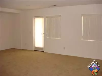 3267 Vahn Ln, Lancaster, CA 93536 photo 9