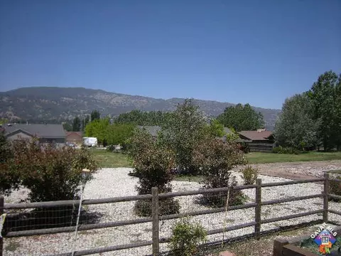 30051 Niblick Ln, Tehachapi, CA 93561 photo 9
