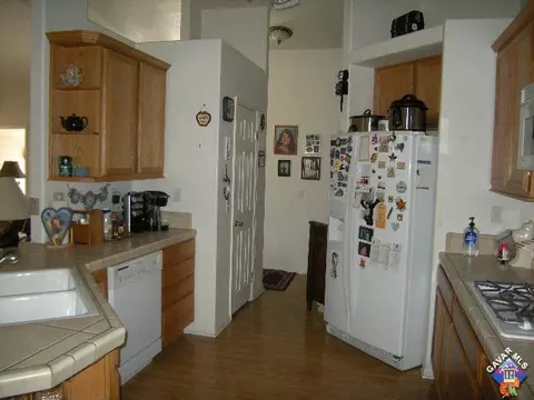 30051 Niblick Ln, Tehachapi, CA 93561 photo 5
