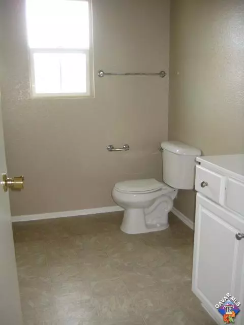 1841 Jenner St E, Lancaster, CA 93535 photo 15