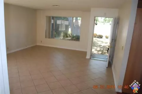 1235 E Avenue J Ave, Lancaster, CA 93535 photo 4