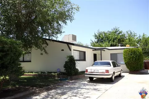 44065 Cedar Ave, Lancaster, CA 93534 photo 1