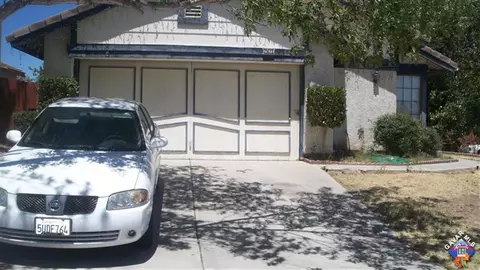2921 Fairfield Ave, Palmdale, CA 93550 photo 1