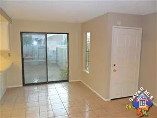 4552 Table Mountain Rd, Palmdale, CA 93552 photo 4