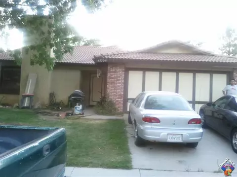 43709 Bravo Ln, Lancaster, CA 93535 photo 1