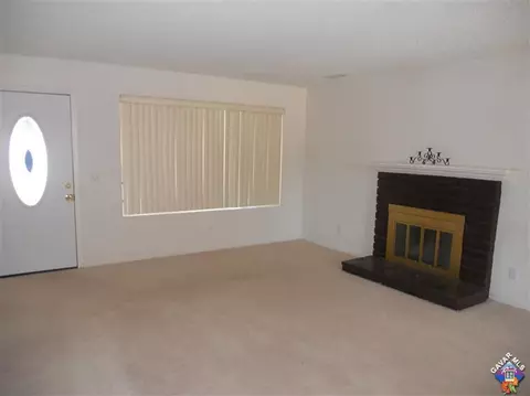40184 176th St, Palmdale, CA 93591 photo 6