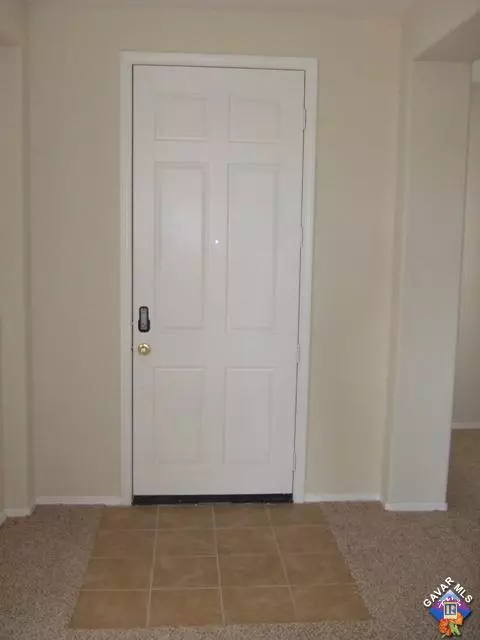 44334 Dusky Willow St, Lancaster, CA 93536 photo 2