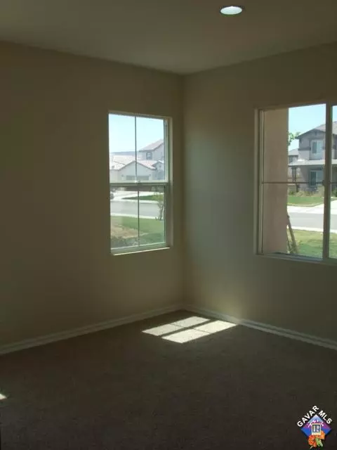 44334 Dusky Willow St, Lancaster, CA 93536 photo 4