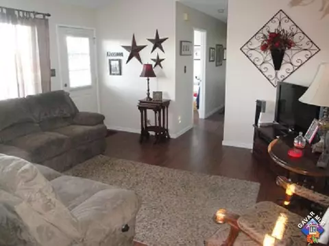 37165 29th Pl, Palmdale, CA 93550 photo 3