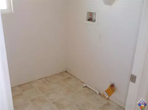 42963 Carpenter Dr, Lancaster, CA 93535 photo 8