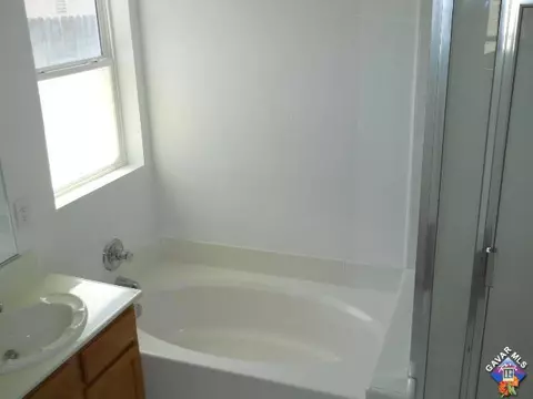 6305 Jasper Ct, Lancaster, CA 93536 photo 7