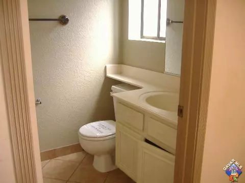 2522 Emerald Ln, Lancaster, CA 93535 photo 11