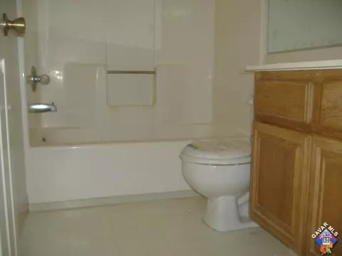 2522 Emerald Ln, Lancaster, CA 93535 photo 10