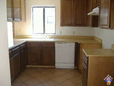 2522 Emerald Ln, Lancaster, CA 93535 photo 5