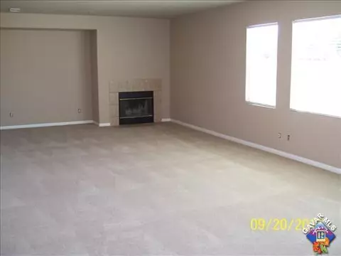 43887 Marbella St, Lancaster, CA 93536 photo 4