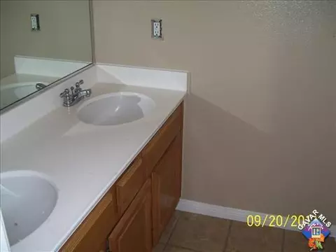 43887 Marbella St, Lancaster, CA 93536 photo 11