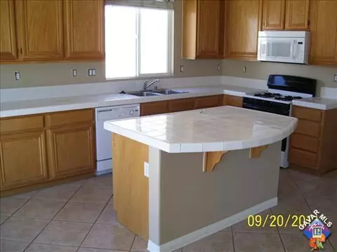43887 Marbella St, Lancaster, CA 93536 photo 5